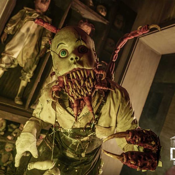 The-Dent-Schoolhouse-Haunted-Attraction-Toy-Maker