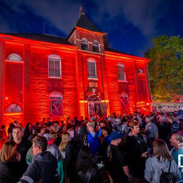 The-Dent-Schoolhouse-Haunted-Attracton-Cincinnati-OH