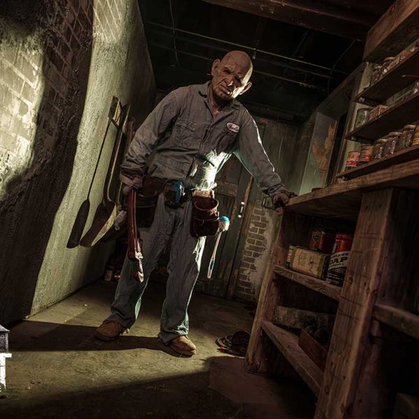 The-Dent-Schoolhouse-Haunted-Attracton-Pumpkin-The-Janitor